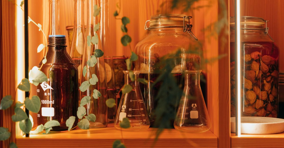 Ultimate Guide to Sauces and Condiments Enhancing Your Meals with Flavor